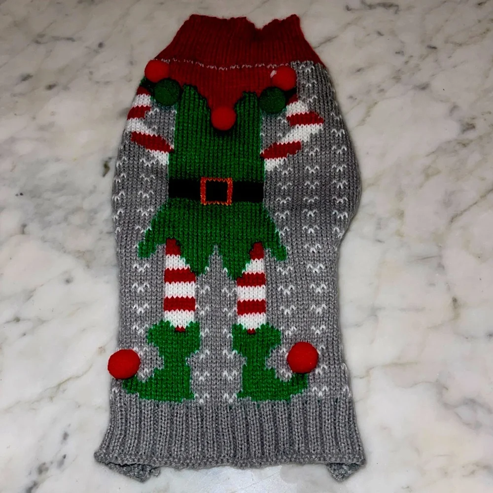 Small pet or dog sweater10”x 5”